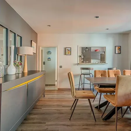 Apartment T2 Historique Du Xviiieme - Calme & Equipe Avec Wifi